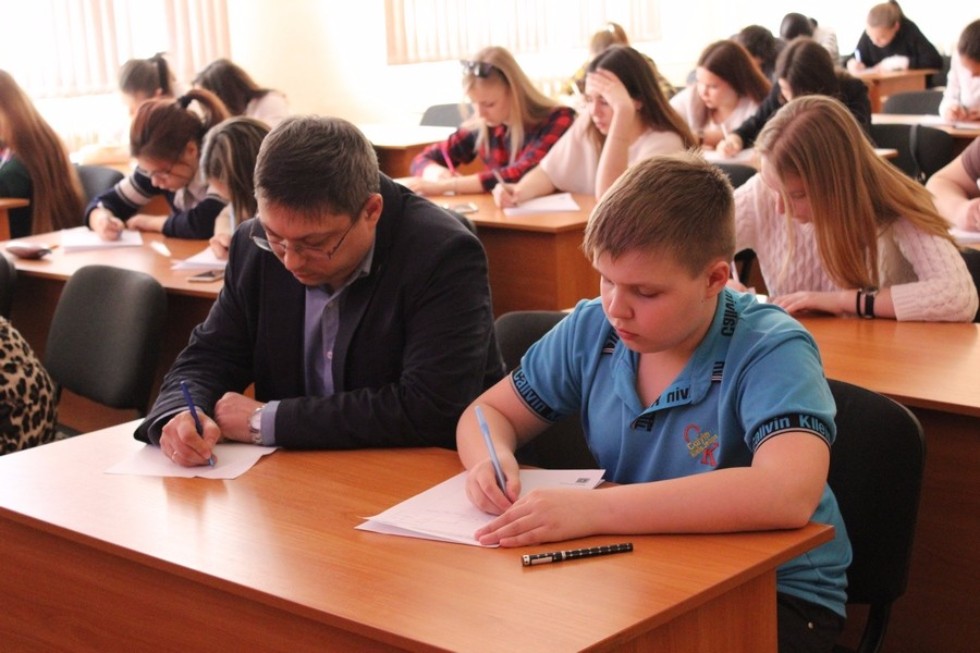 Total Dictation in Elabuga Institute of Kazan Federal University gathered over 600 participants