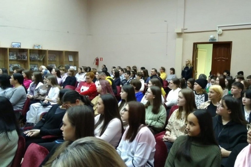 Состоялась встреча со школьниками и их родителями в Нижнекамске