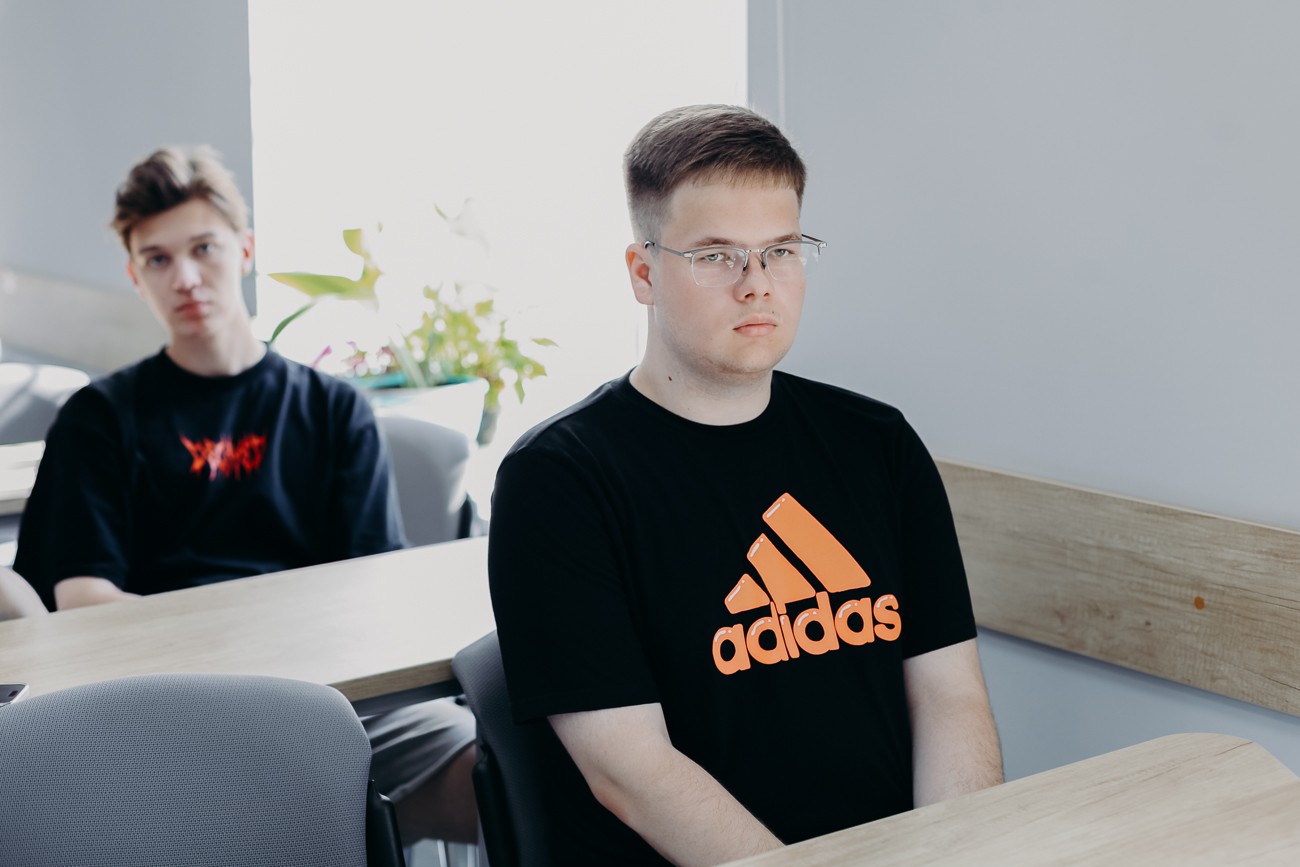 Состоялась встреча абитуриентов сто балльников с руководством Института международных отношений Состоялась встреча абитуриентов сто балльников с руководством Института международных отношений