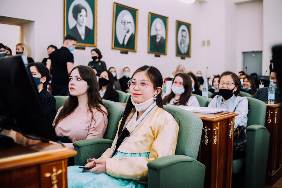 В КФУ дан старт конференции, приуроченной к 30-летию дипломатических отношений России и Кореи В КФУ дан старт конференции, приуроченной к 30-летию дипломатических отношений России и Кореи