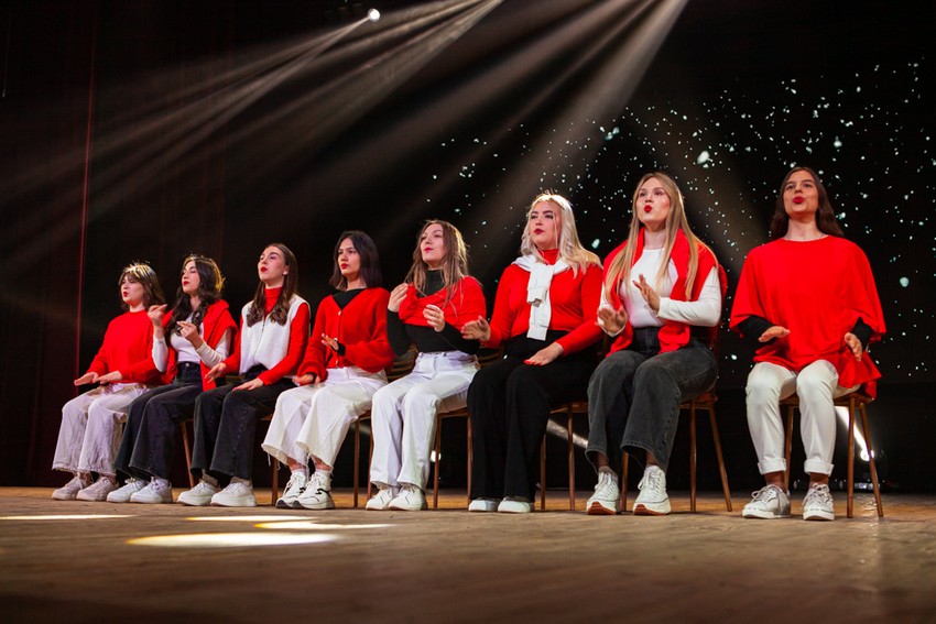 'Эффект Пушкина': техно-лиричная 'Студенческая весна' отзвенела в Елабужском институте КФУ 'Эффект Пушкина': техно-лиричная 'Студенческая весна' отзвенела в Елабужском институте КФУ