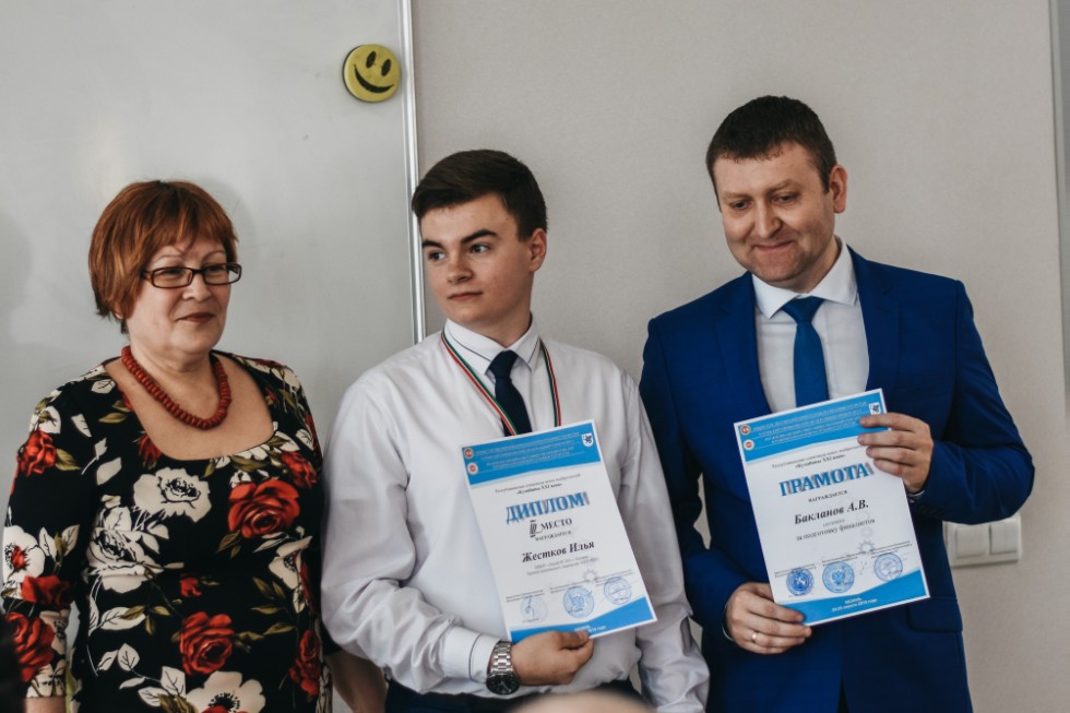 ����� ��������� ���� ������������� 