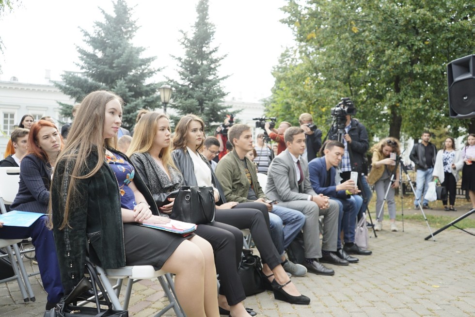 Minister of Youth Affairs of Tatarstan Damir Fattakhov listened to students' ideas on youth employment ,Ministry of Youth Affairs of Tatarstan, HSJMC