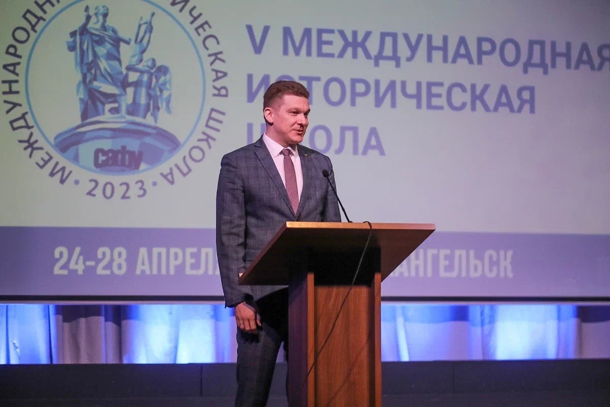 � ������������ ���������� V ������������� ������������ �����