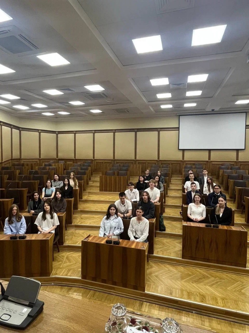 Студенты-политологи смогли почувствовать себя депутатами Студенты-политологи смогли почувствовать себя депутатами