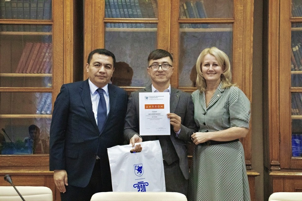 В Елабужском институте КФУ с рабочим визитом побывал Консул Республики Узбекистан в городе Казани В Елабужском институте КФУ с рабочим визитом побывал Консул Республики Узбекистан в городе Казани