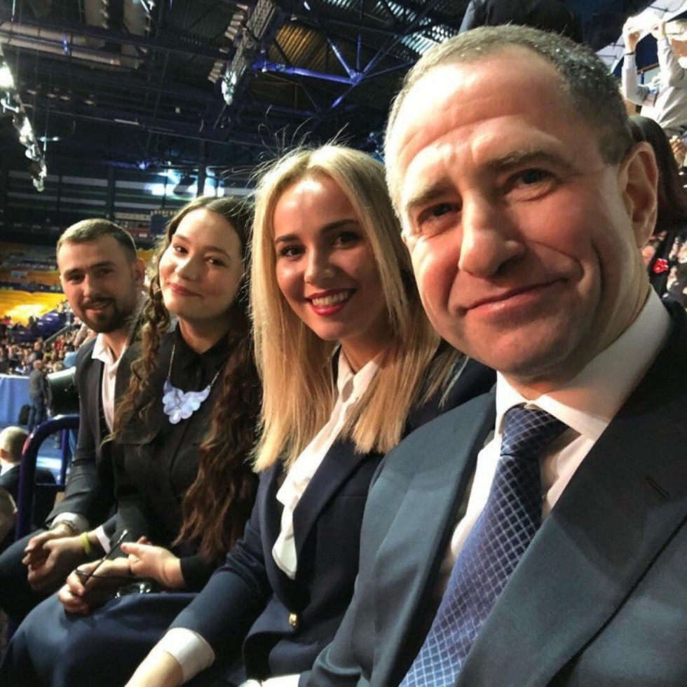 ���������� ����� ��������� ���� � ����������� �� �� ������ 