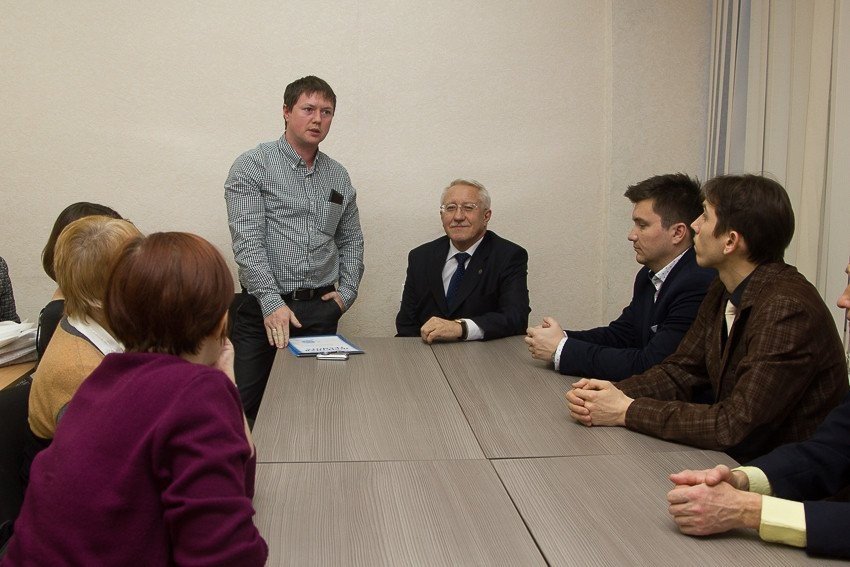 Авторы лучших электронных курсов празднуют победу в Конкурсе Авторы лучших электронных курсов празднуют победу в Конкурсе