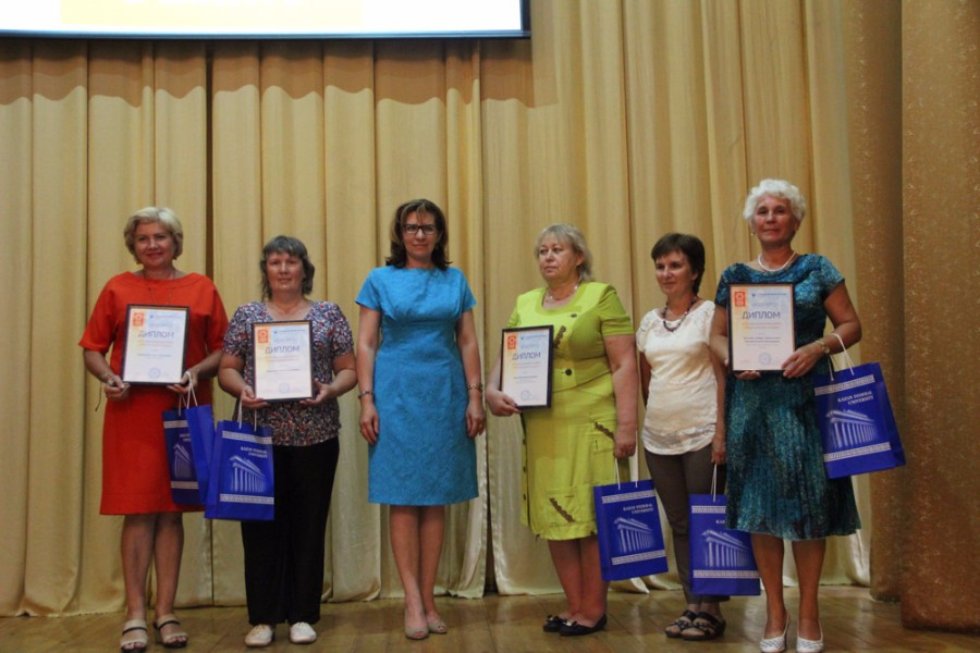 Сегодня, 10 августа состоялась торжественная церемония закрытия VII Международного фестиваля школьных учителей Сегодня, 10 августа состоялась торжественная церемония закрытия VII Международного фестиваля школьных учителей