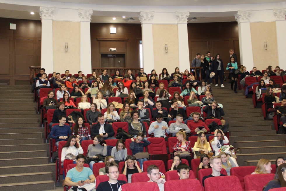 ������ ������������ ���������� '���� ���������' �������� �.�.