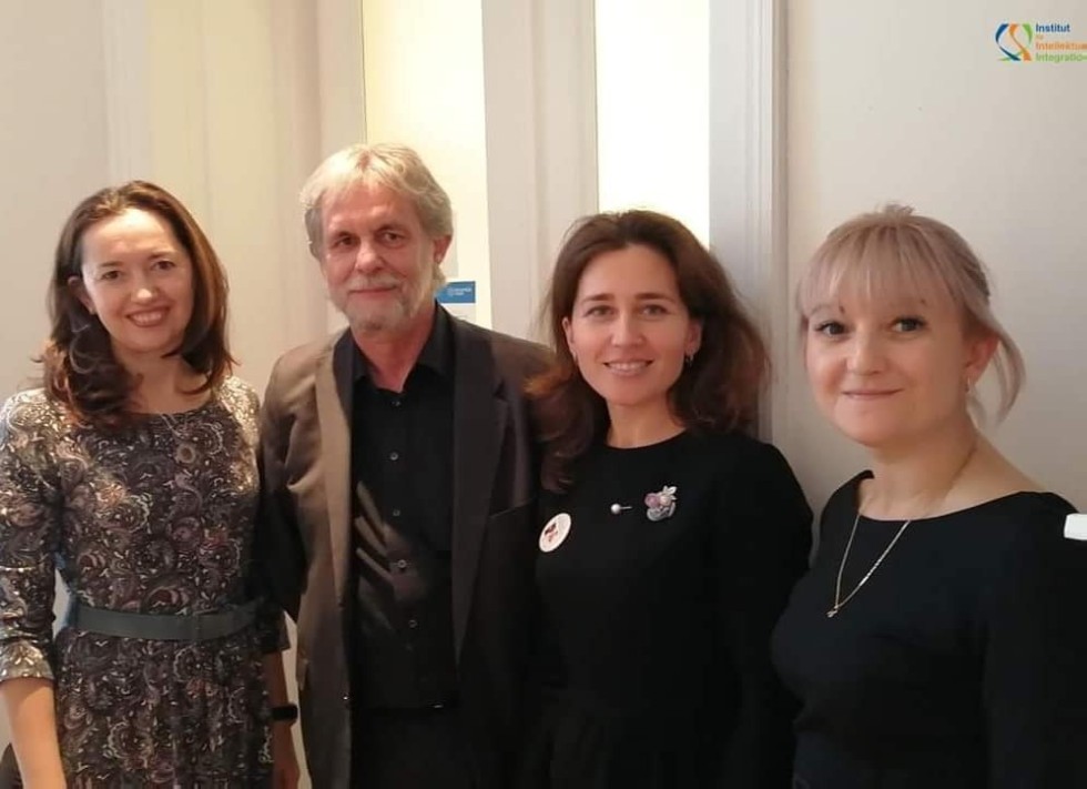 '������������ ���������� ������������ �����������' � �������.