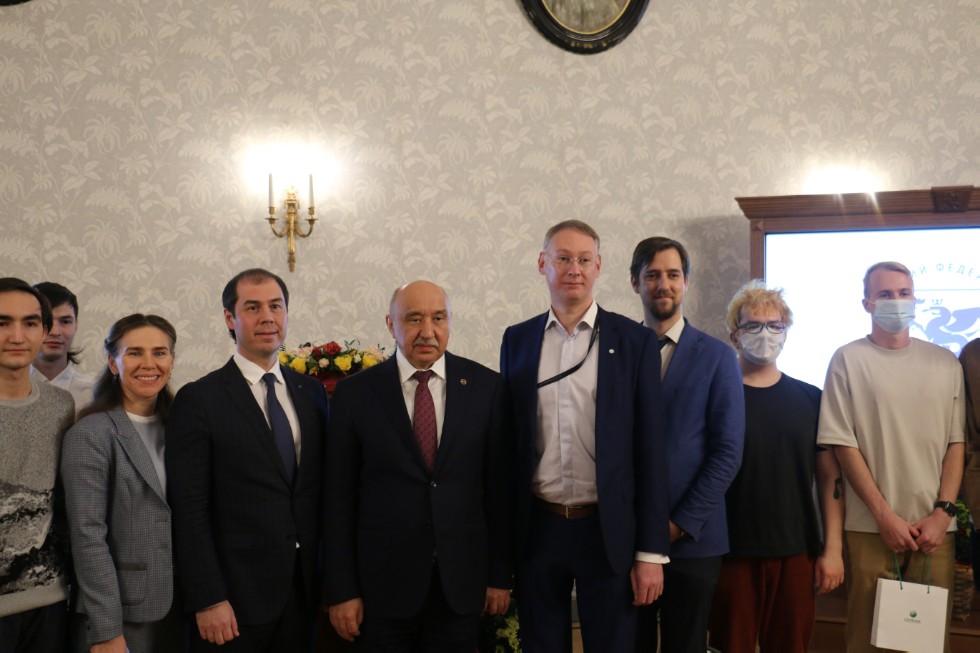 ���� ������ ������������ � ����