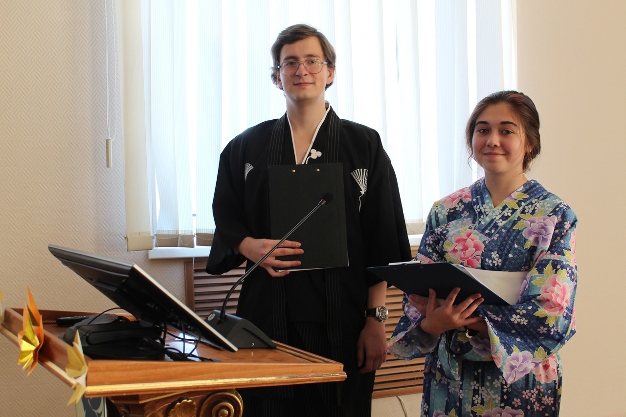 ����� ������������