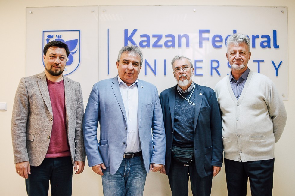 Chairman of the Heraldic Council of Russia Georgy Vilinbakhov visited Kazan Federal University ,IIR, Heraldic Council