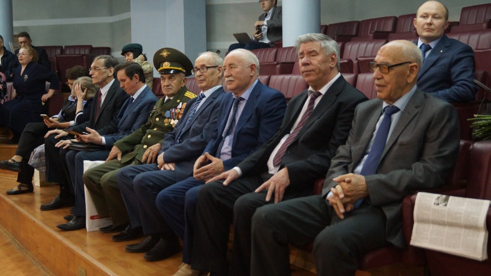 �������ң ����� �ә��ә��