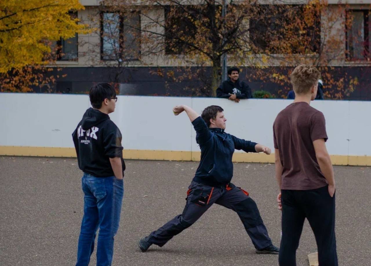 � ������� ����������� ��������� ������-����� �� �������