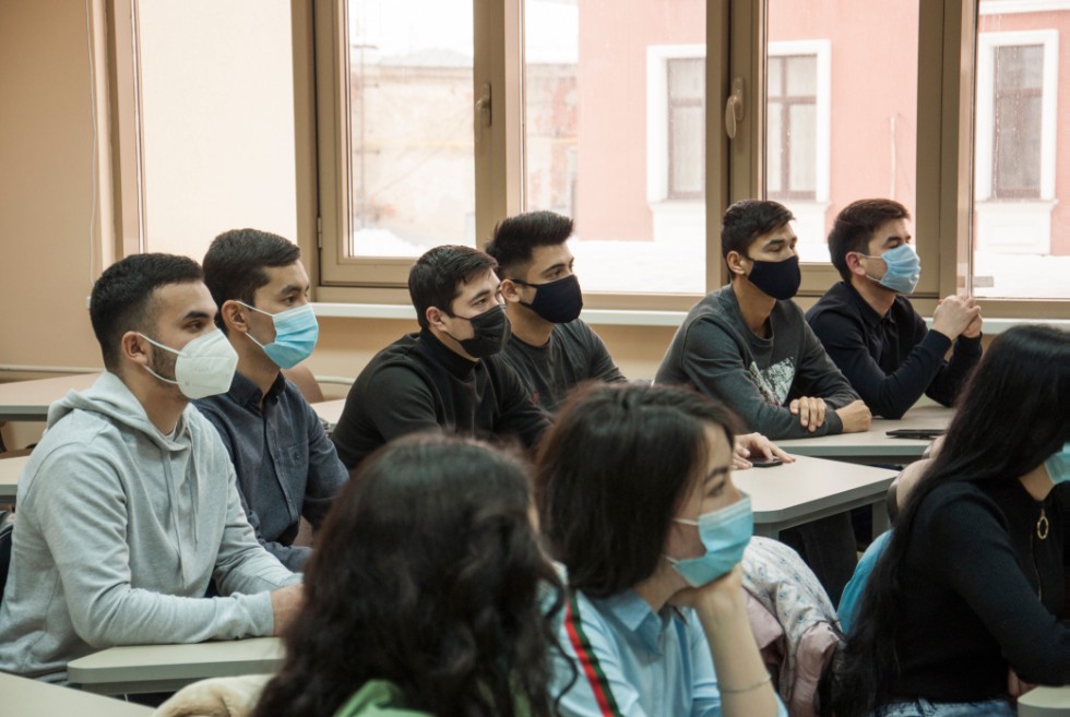 Научно-популярные лекции для студентов-педагогов из Туркменистана Научно-популярные лекции для студентов-педагогов из Туркменистана