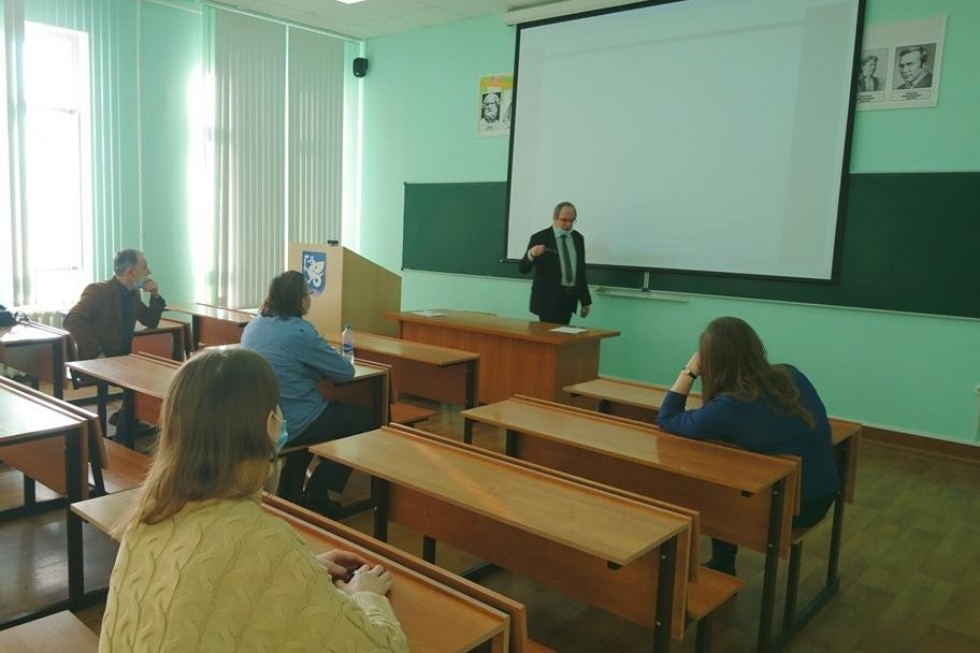 �� ������� ���������� � ���������� ����������� ������ ��������� � ������ �������� ������� �����������