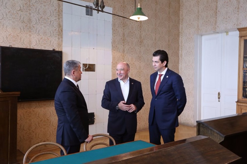 В КФУ обсуждают проблему воздействия человека на водные объекты В КФУ обсуждают проблему воздействия человека на водные объекты