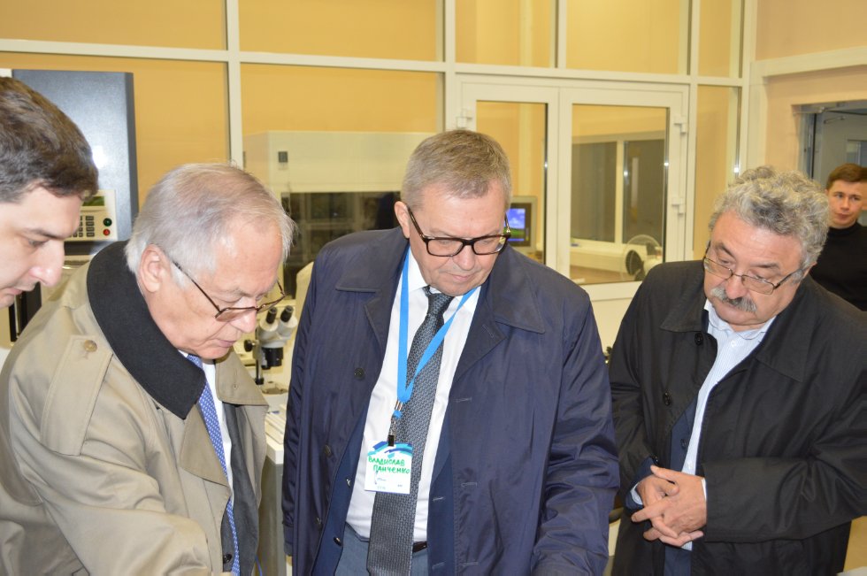 ����� �������� 2016