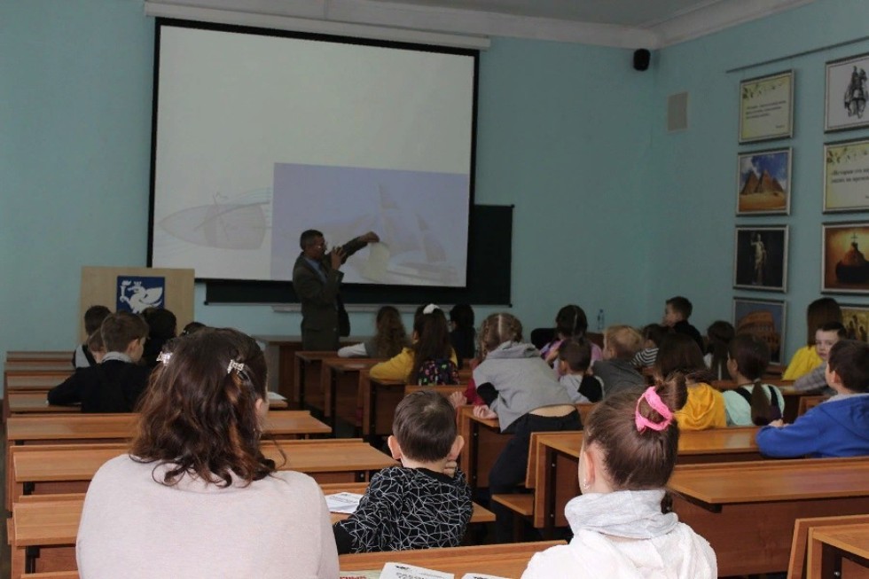 ����������� �������� ����� ��������  '������� �����������'