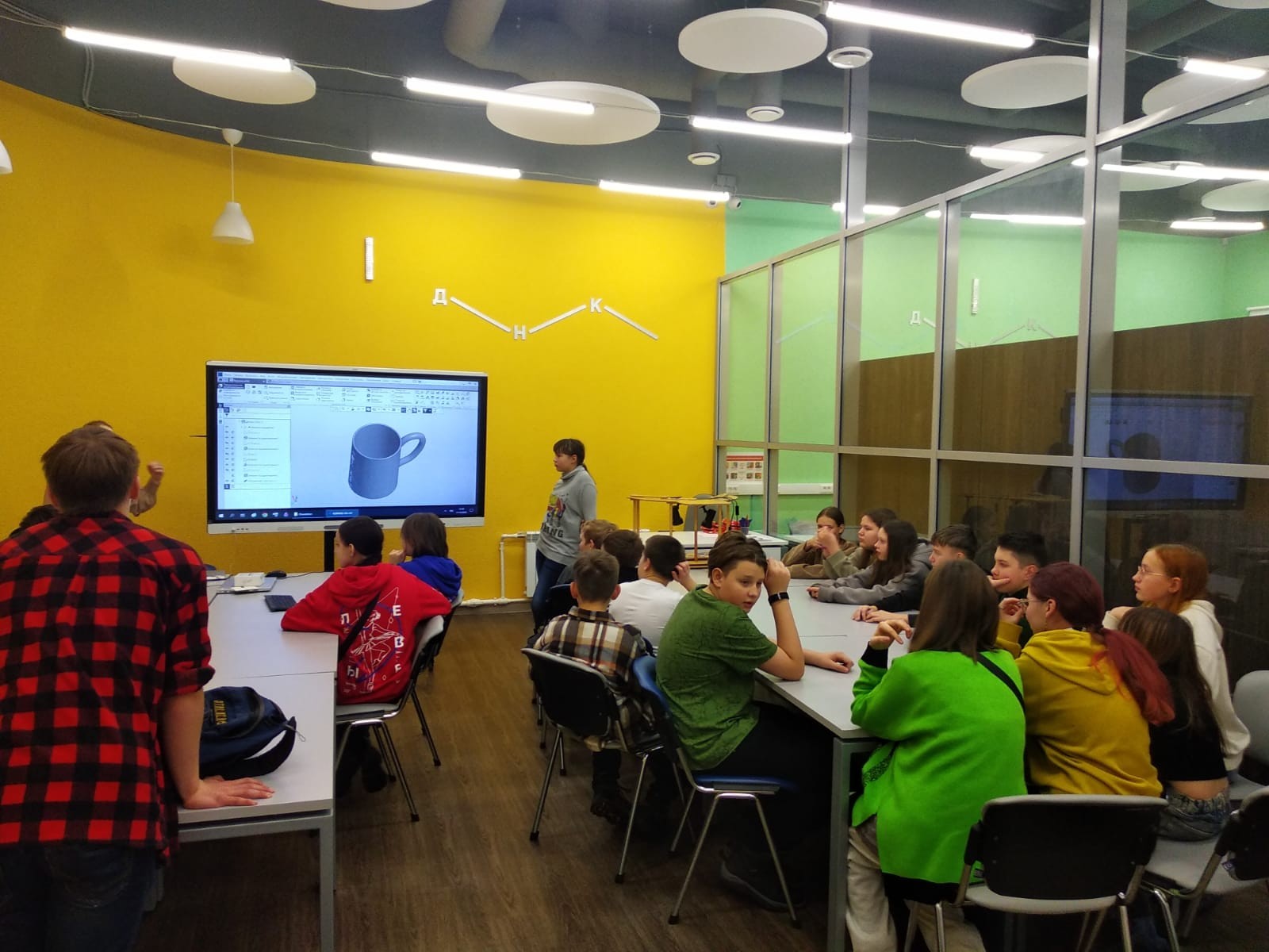 Российское движение детей и молодежи 'Движение первых' посетило центр 'ДНК им. К.А.Валиева' Российское движение детей и молодежи 'Движение первых' посетило центр 'ДНК им. К.А.Валиева'