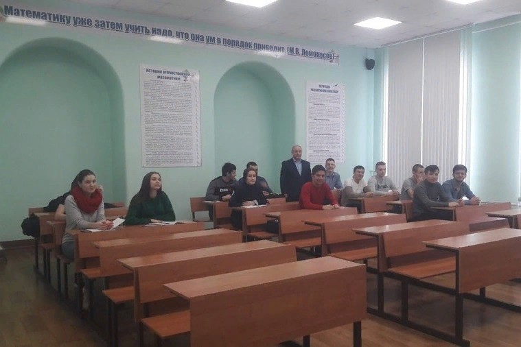 Студенты юридического факультета продолжают дополнительное изучение профильных наук Студенты юридического факультета продолжают дополнительное изучение профильных наук