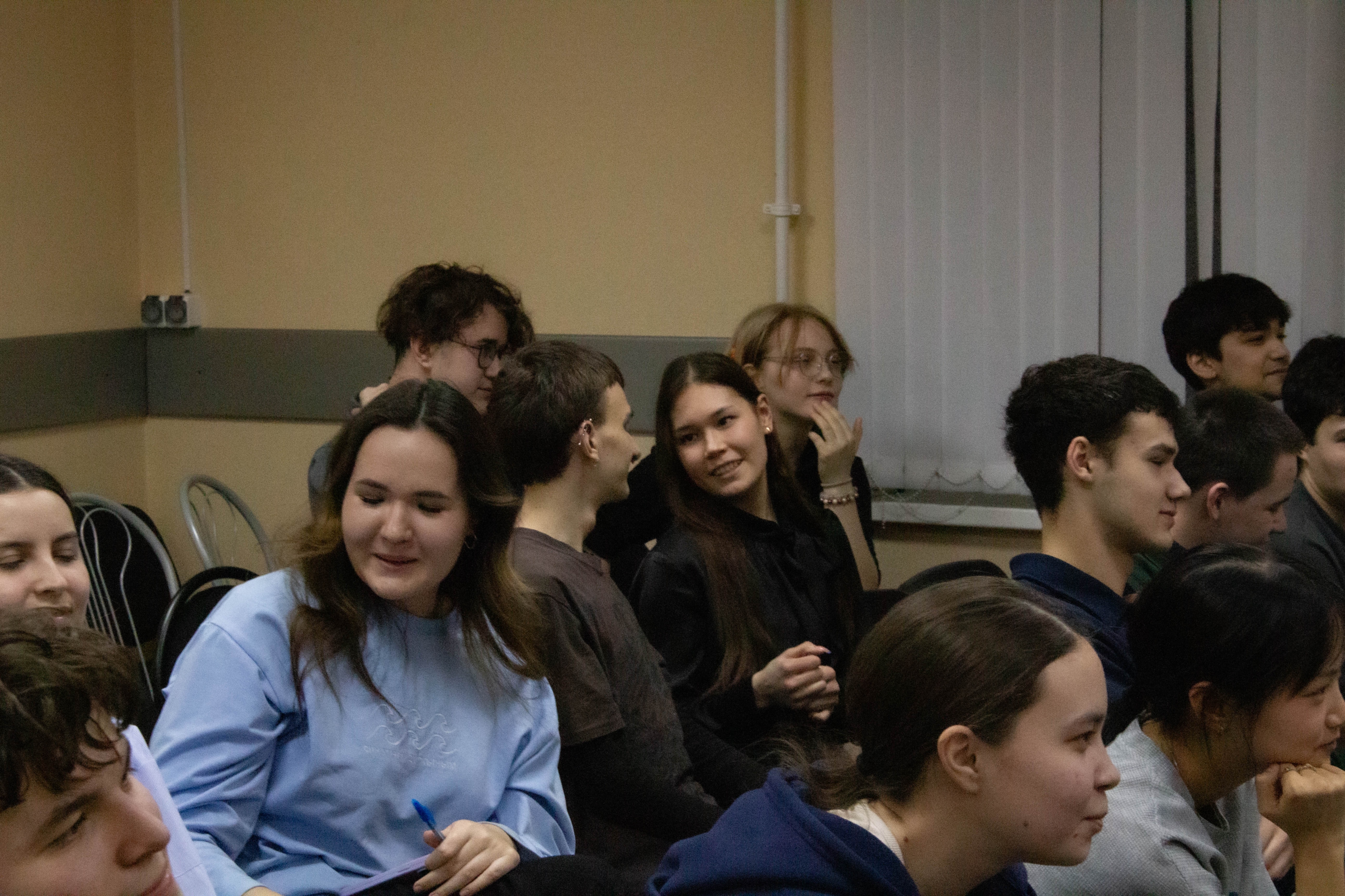 Интеллектуальная игра 'Что? Где? Когда?' Интеллектуальная игра 'Что? Где? Когда?'