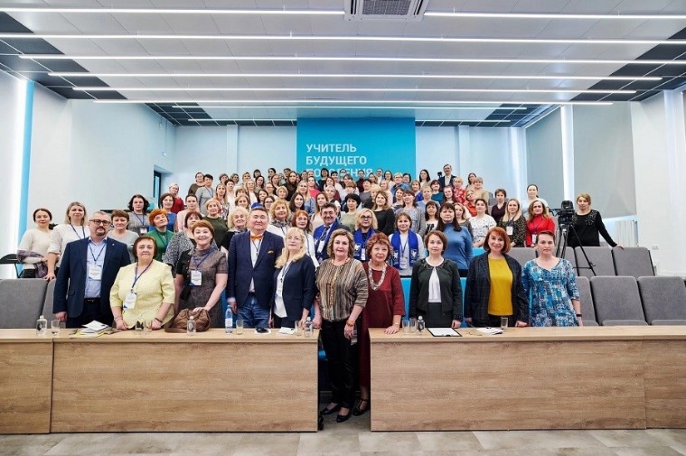 Преподаватели Елабужского института выступили на Всероссийской конференции в Глазовском государственном педагогическом институте имени В.Г. Короленко Преподаватели Елабужского института выступили на Всероссийской конференции в Глазовском государственном педагогическом институте имени В.Г. Короленко