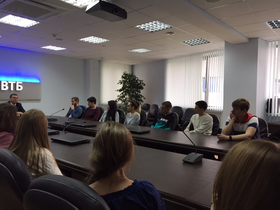 ��������� ��������� ������� ����������� ���� � ���� ����� 