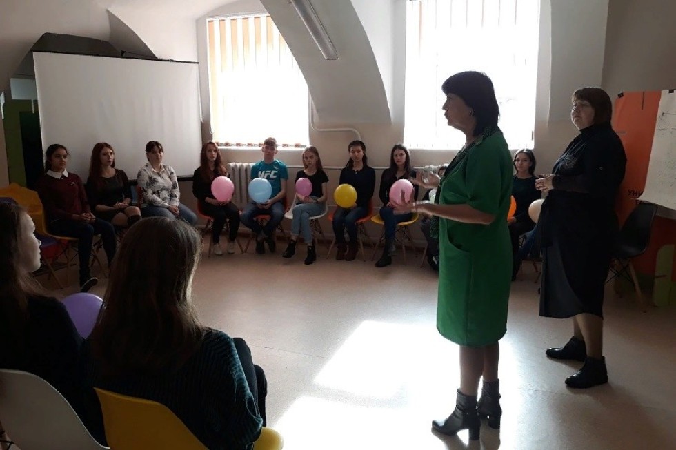 ��, �� �, �� �� � �����!