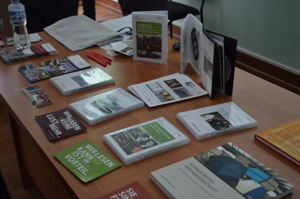 ������������ ������������ � '�����������' ���� ��������