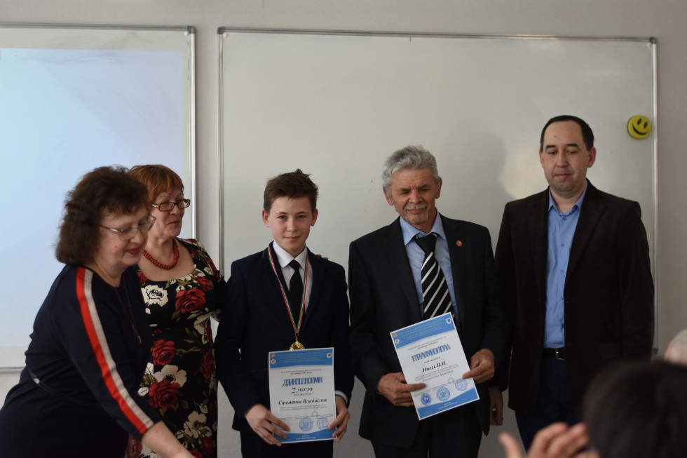 ����� ��������� ���� ������������� 