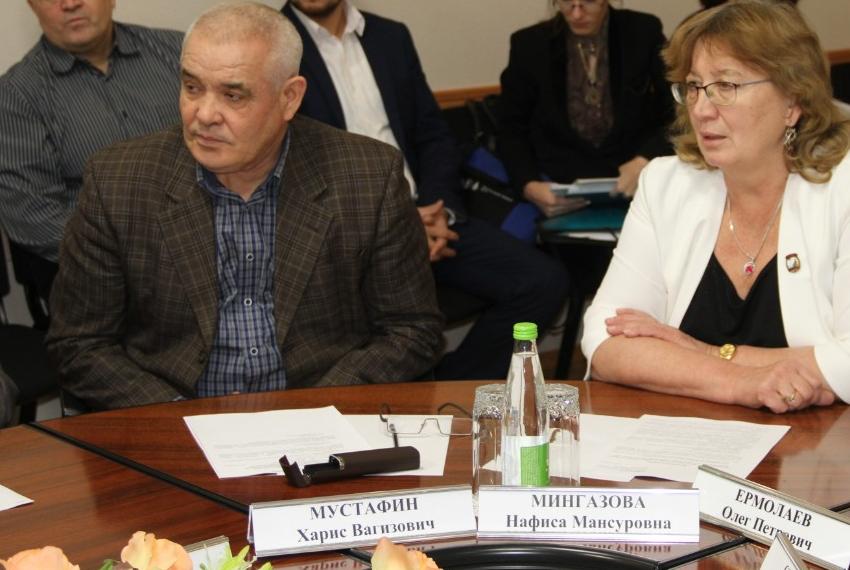 Сотрудники кафедры природообустройства и водопользования ИУЭФ КФУ представили в Министерство экологии и природных ресурсов РТ проект создания особо охраняемой природной территории Сотрудники кафедры природообустройства и водопользования ИУЭФ КФУ представили в Министерство экологии и природных ресурсов РТ проект создания особо охраняемой природной территории