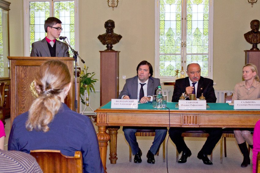 International Cambridge Certificates awarded in KFU