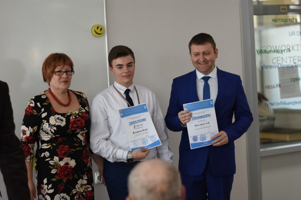 ����� ��������� ���� ������������� 