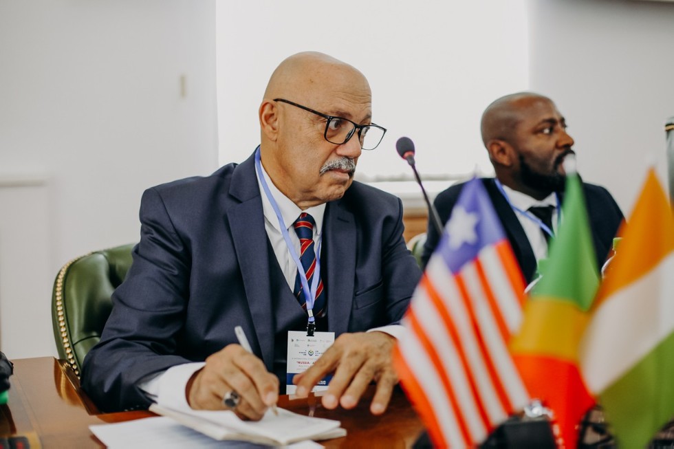 ������ �� �������������� ������ � ������ ��������� � ���