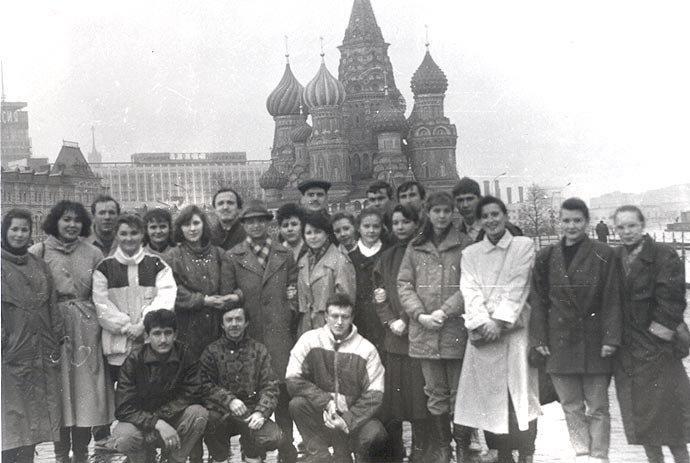 ����������