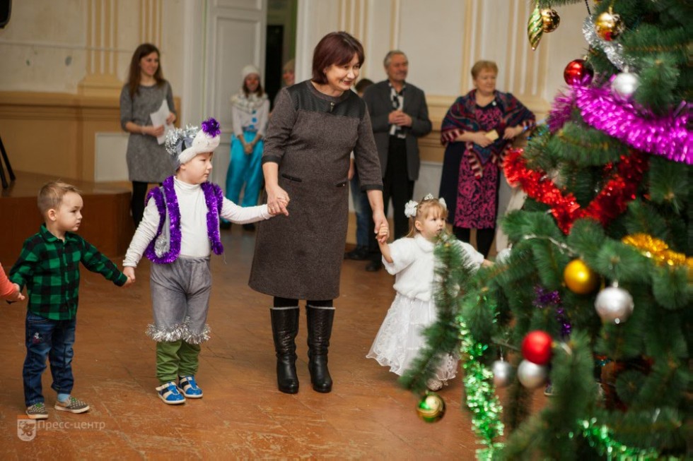 'Елочка, гори!' 'Елочка, гори!'