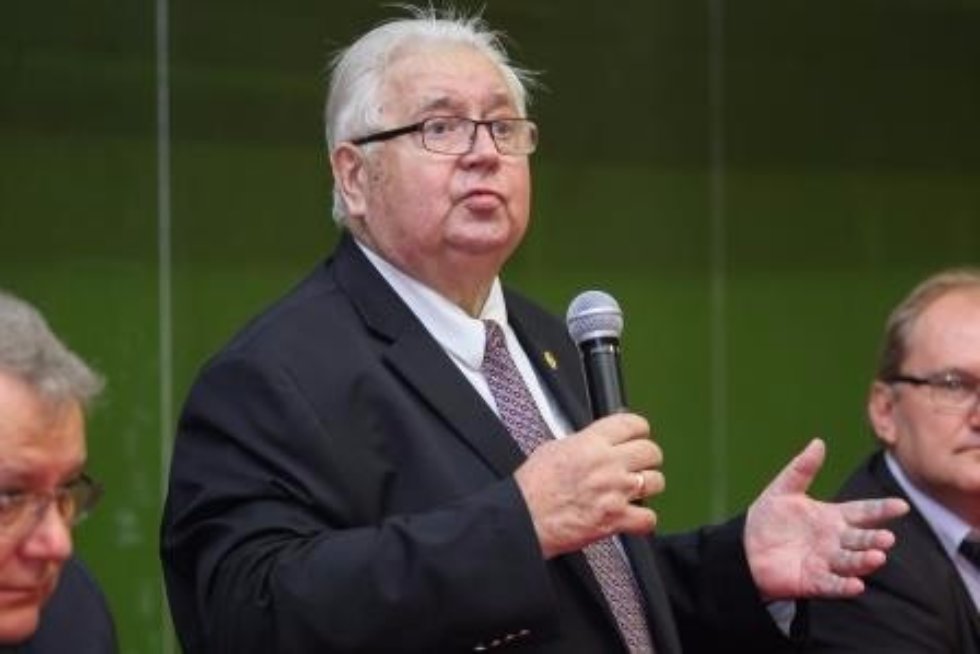 Сателлитная школа 'Современная ядерная физика и ядерная медицина' (3-4 сентября 2016 г.) Сателлитная школа 'Современная ядерная физика и ядерная медицина' (3-4 сентября 2016 г.)