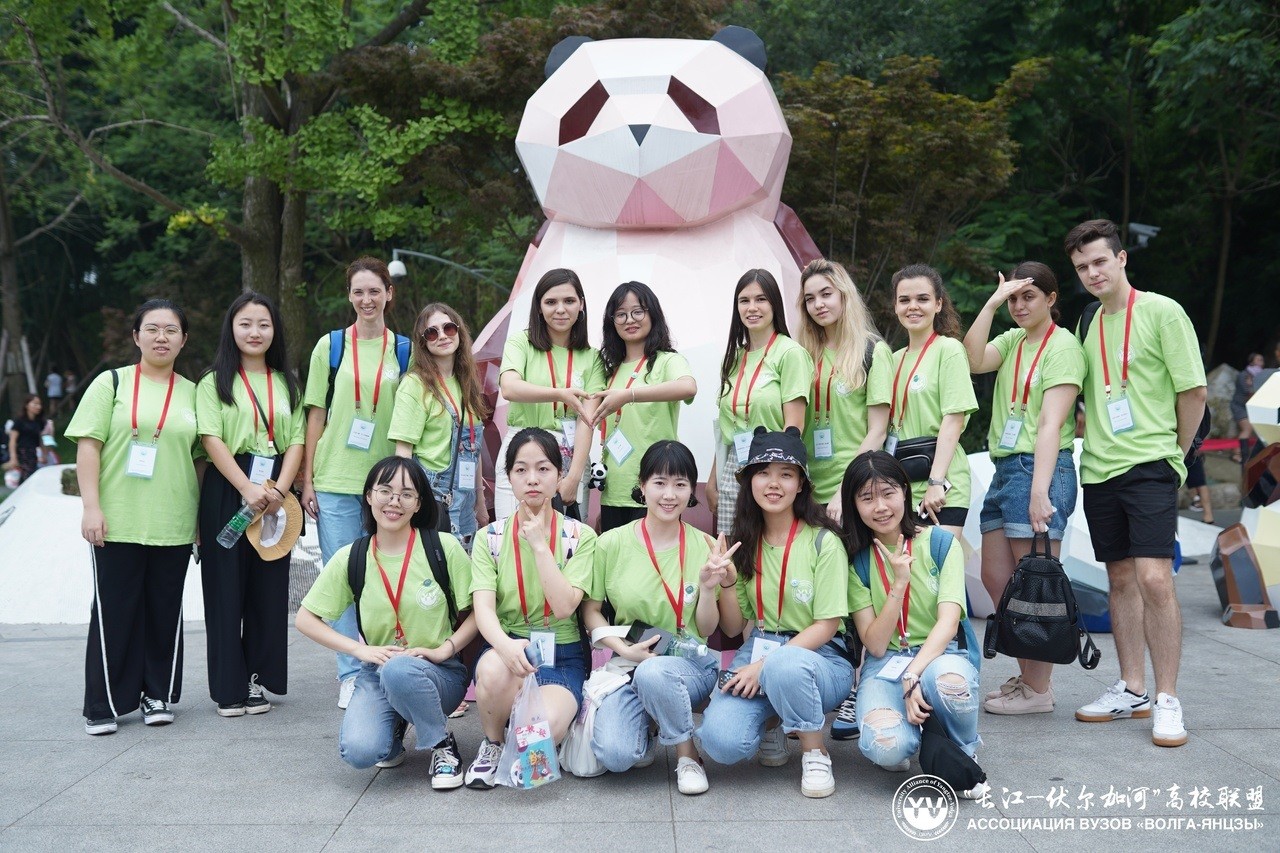 Как я провел этим летом. Сюжет 2. Из лагеря 'Волга-Янцзы'? Как я провел этим летом. Сюжет 2. Из лагеря 'Волга-Янцзы'?