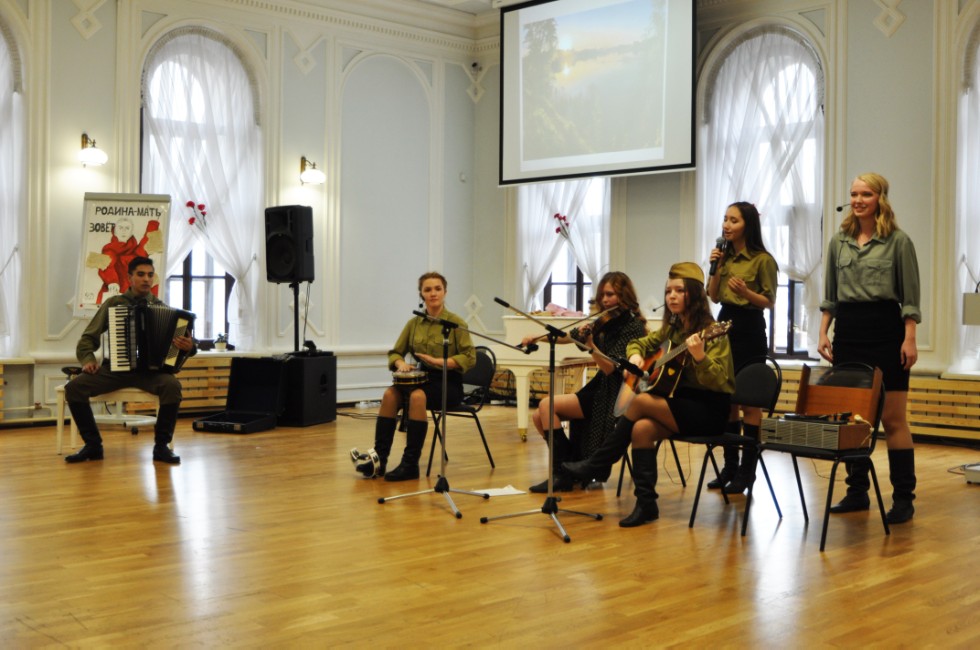 � ����� ������ �������� '�� ���� � ����� ������ ����� ����� � �������� ������� ������'