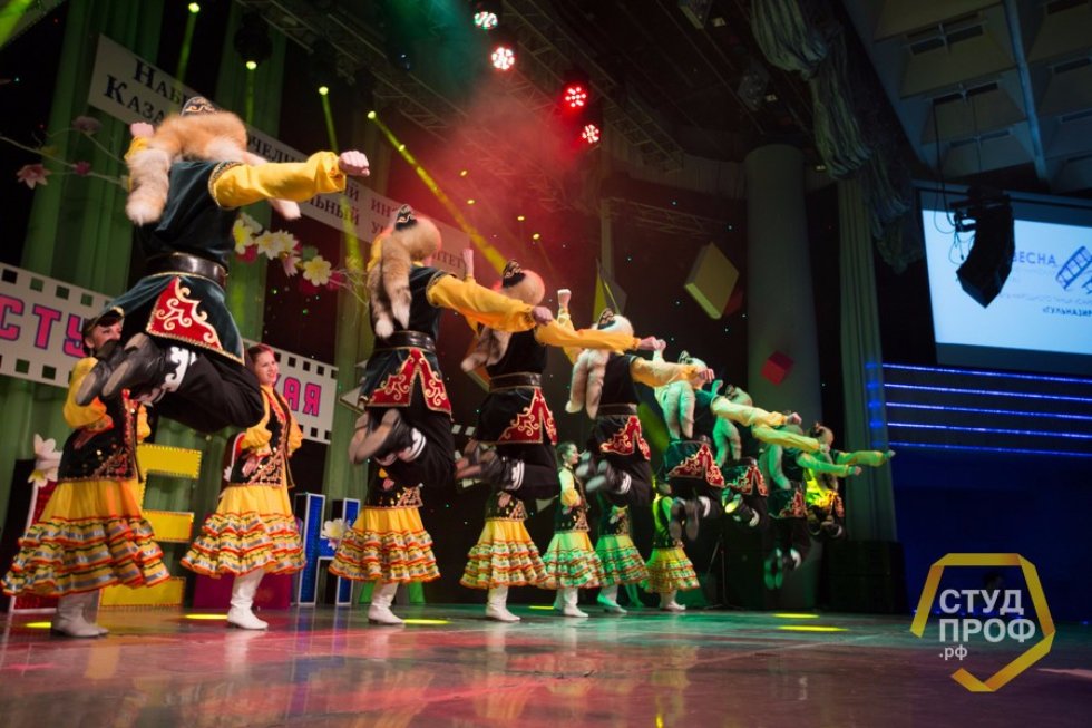 Весна пришла в Елабужский и Набережночелнинский институты! Весна пришла в Елабужский и Набережночелнинский институты!