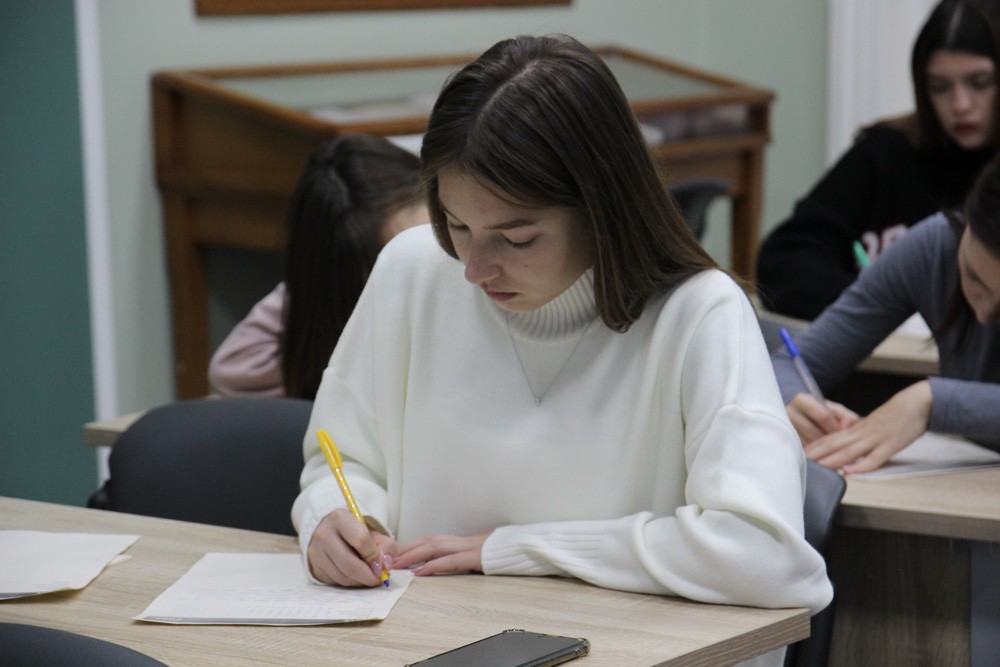 'Татарча диктант' - в Елабужском институте КФУ 'Татарча диктант' - в Елабужском институте КФУ