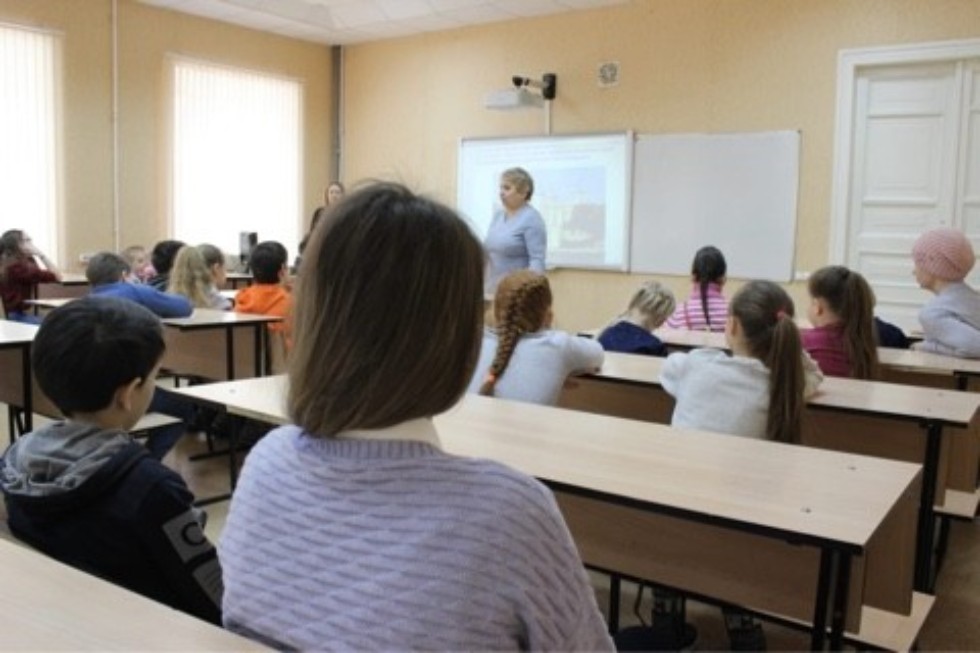 Английские игрушки в Детском университете Английские игрушки в Детском университете