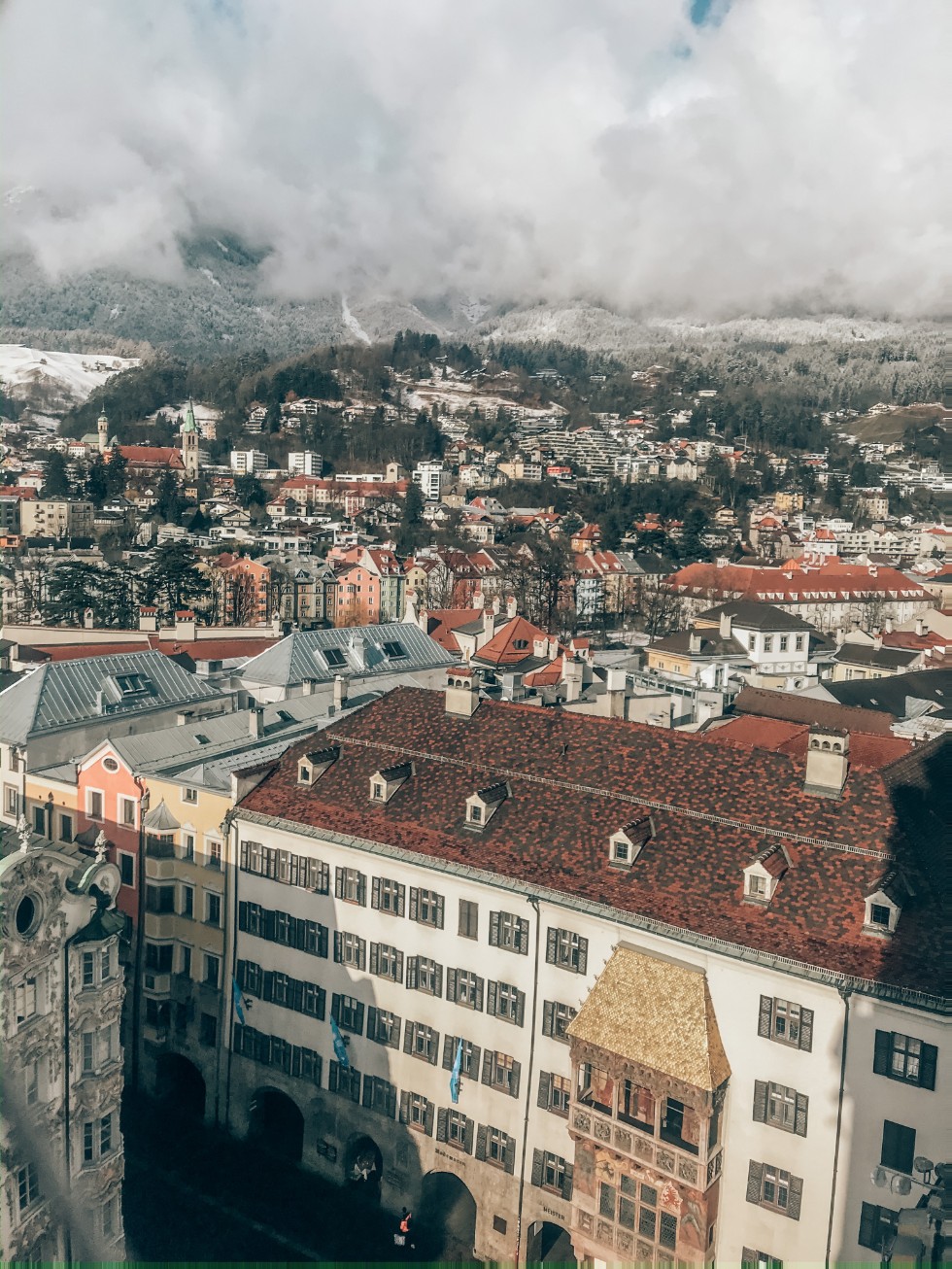 ������-�������-������