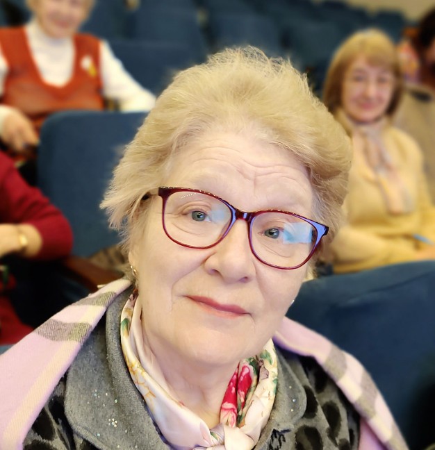 Студенты серебряного возраста продолжают знакомство с историей Казани Студенты серебряного возраста продолжают знакомство с историей Казани