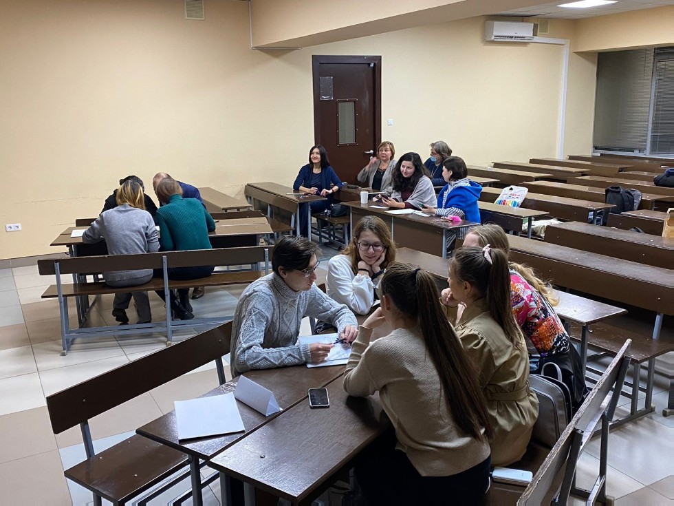 Дебаты Дебаты