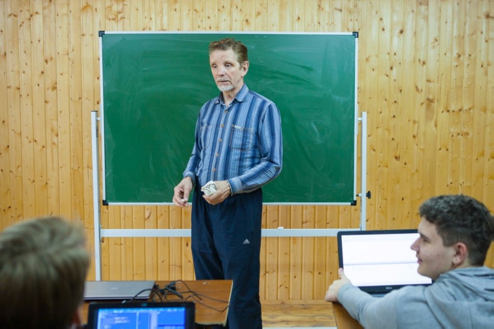 ������ '�����������' �������� ������� ���������