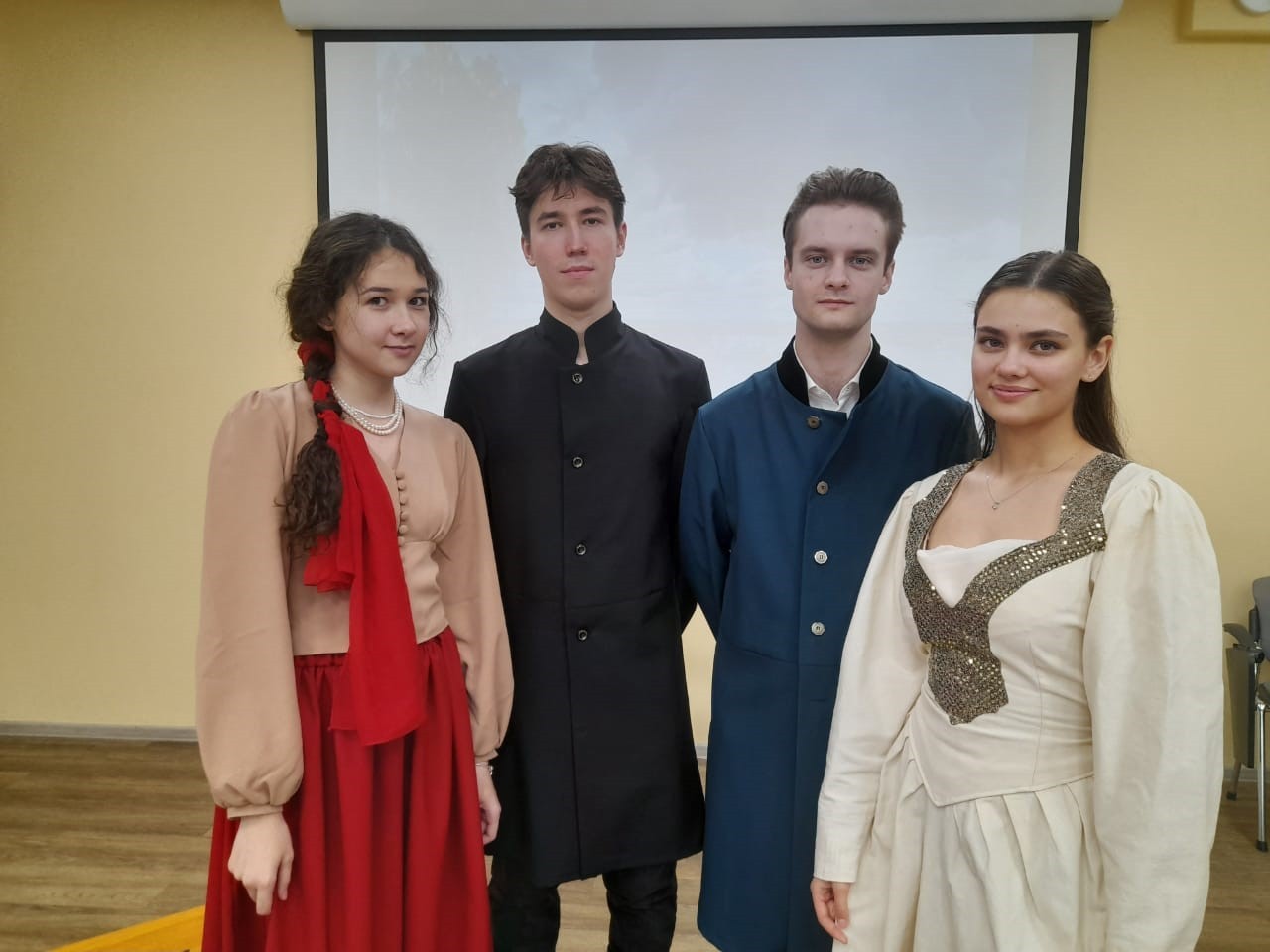 Студенческий театр Института психологии и образования 'Триумф' выходит на финальный уровень подготовки к конкурсу 'Премьера' Студенческий театр Института психологии и образования 'Триумф' выходит на финальный уровень подготовки к конкурсу 'Премьера'